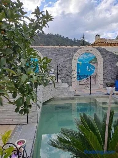 Chambre Provencale Agreable Sans Vis a Vis
