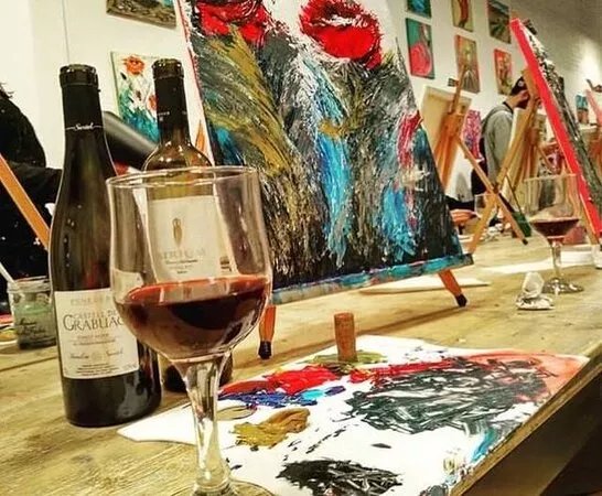 Arte Bar: Painting and Wine