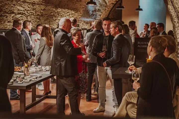 Weinkosterei Vinothek Burgenland