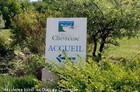 Residence Hotel Les Ducs De Chevreuse