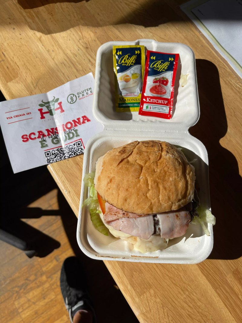 Tortora House Street Food