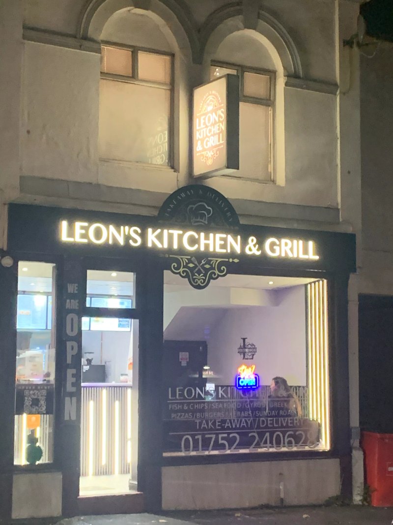 Leon's Kitchen & Grill