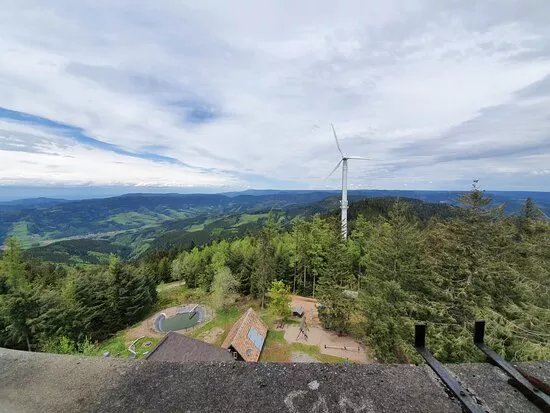 Brandenkopf mit Aussichtsturm