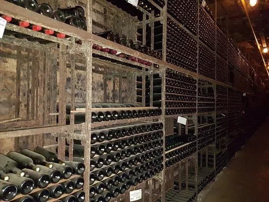 Winery Robbers & Van Den Hoogen