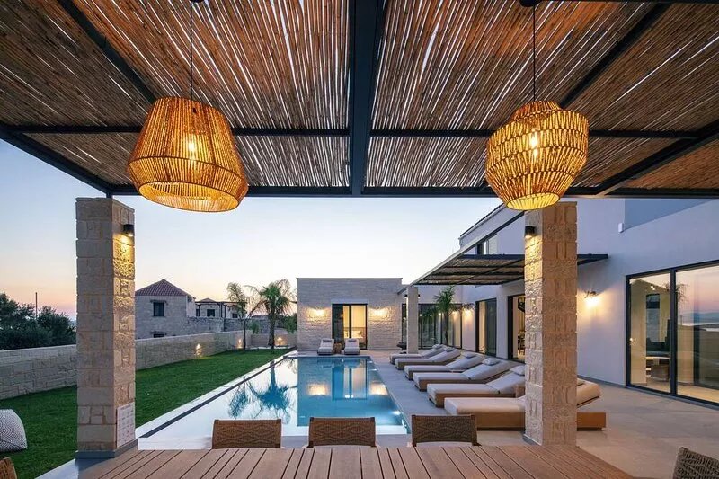 1,2 Km from the beach, close to Chania, 40m2 private pool and sea views!