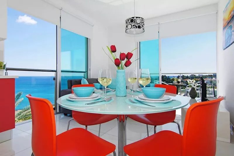 Erika Apartment with Panoramic Sea View in Coralli