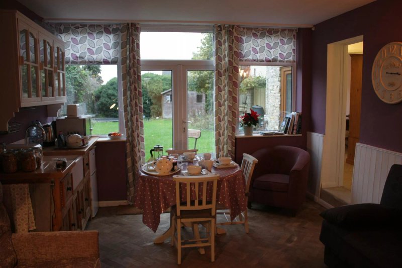 Albany Villa Bed & Breakfast