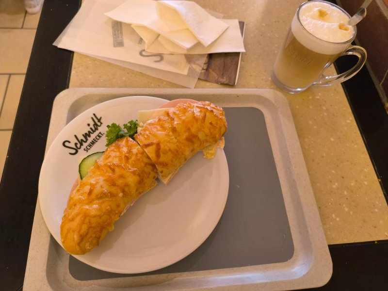 Schmidt Das Brot Und Kaffeehaus