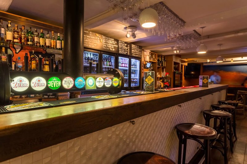 Down Under Bar