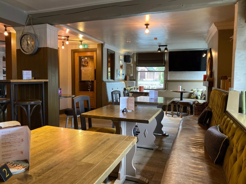 The Horse Shoe Inn