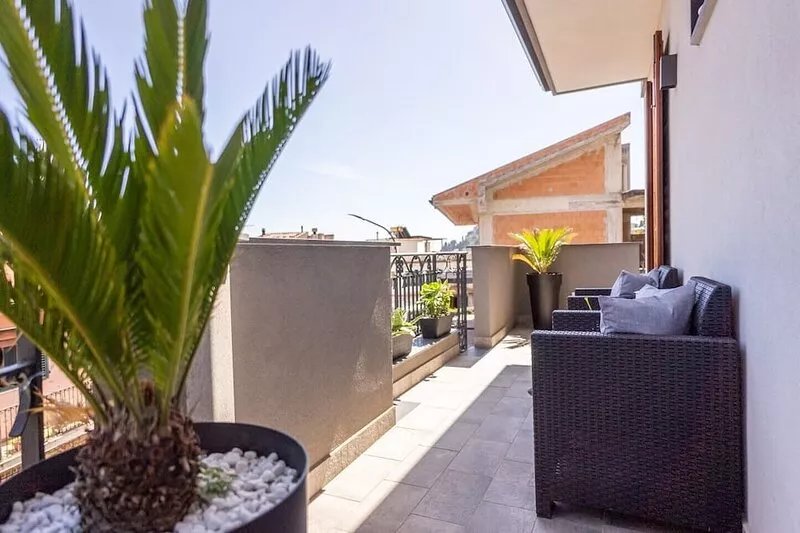 Apartment in Taormina with parking space - just 850m from the center!