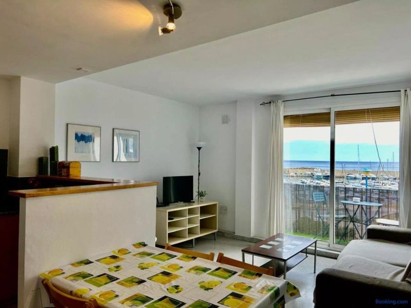 Apartamentos Port Marina