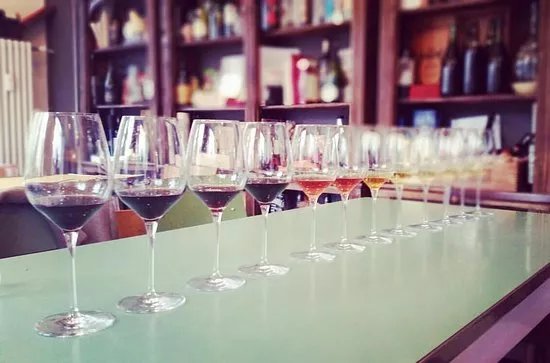Enoteca Red Red Wine