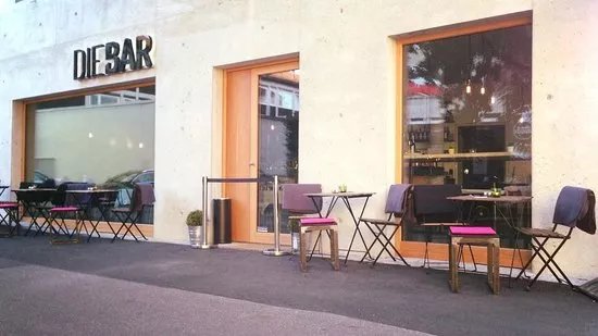 Die Bar