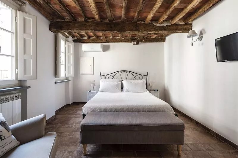 New 2018 Apartament Residence I Pini in Center of Lucca for 2  4 people