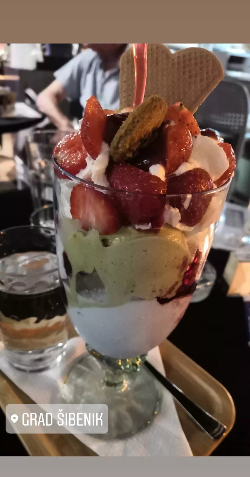 Fafarinka cakes & coffee