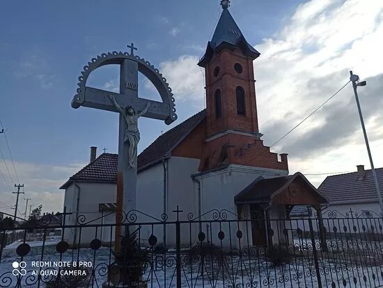 Nyirkercsi Szuz Maria Majus Kiralynoje Templom