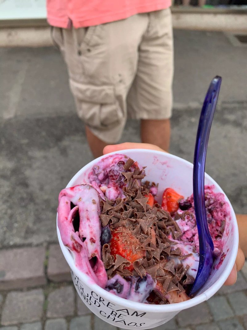 DiMango Yogurteria