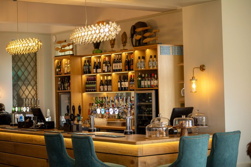 The Golden Lion Restaurant & Bar