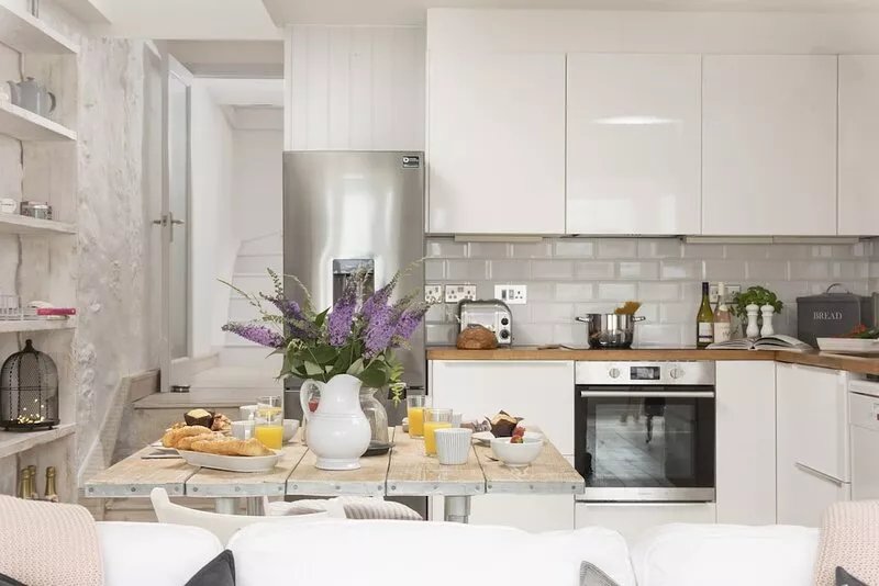 Upper Chandlers Cottage -  a cottage that sleeps 6 guests  in 3 bedrooms