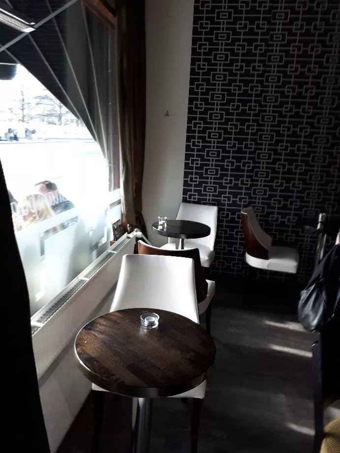 Champagne bar Sante