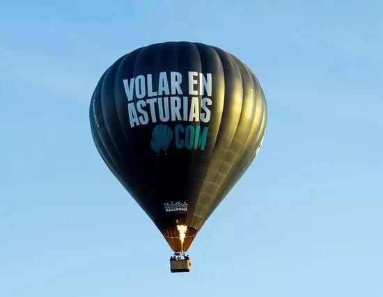 Volar en Asturias