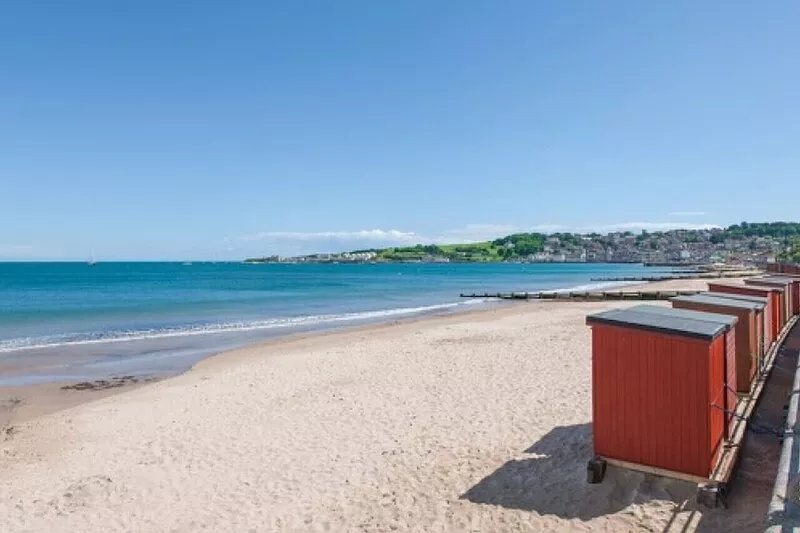 À L’envers - Four Bedroom House, Sleeps 8