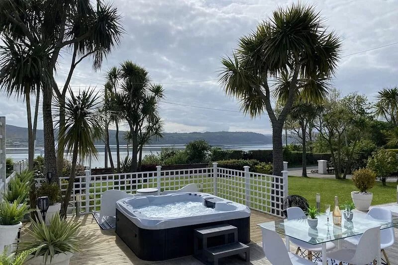 Seaview Cottage on the Island
