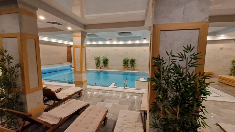 7 Pools