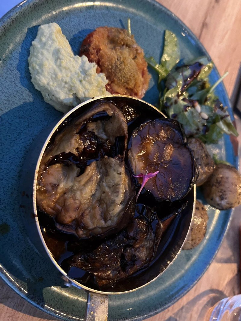 Le Bistro De Buisson