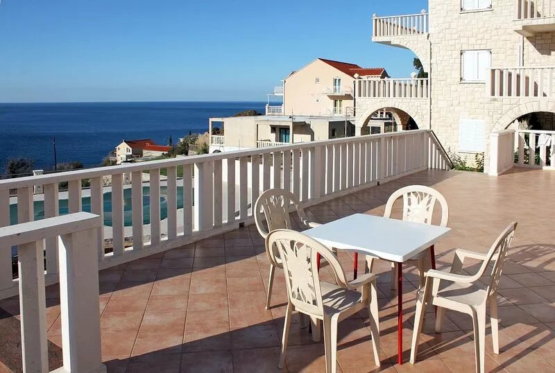 One bedroom apartment with terrace and sea view Soline, Dubrovnik (A-4762-a)