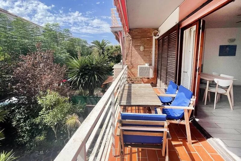 ATZAVARA BY BLAUSITGES Next to the beach in Sitges