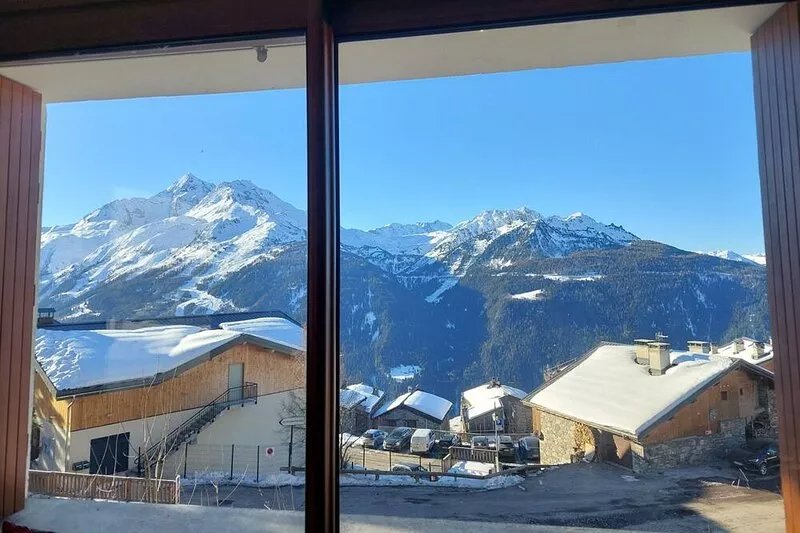 Renovated studio 30 m2, top-of-the-range services