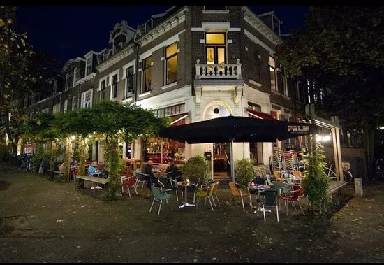 Cafe Maxim