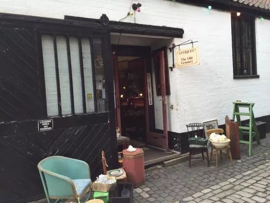 Old Granary Antiques Centre