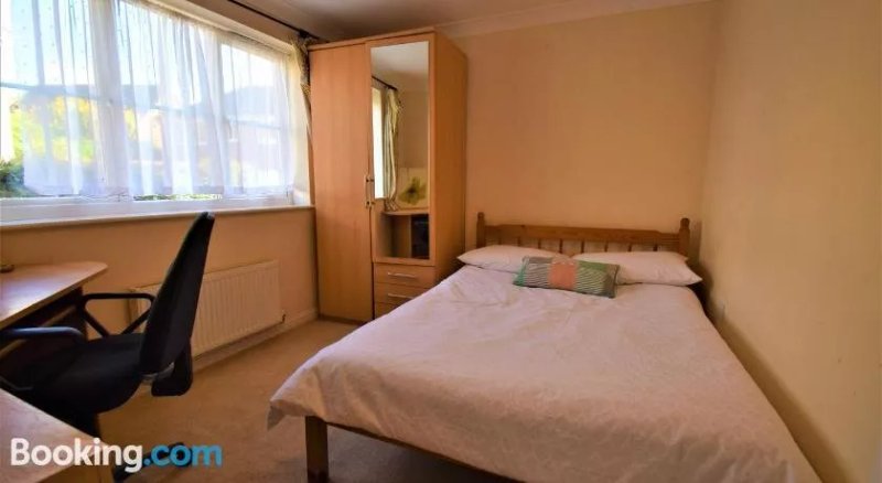 Self-Catered Accommodation Near N&N