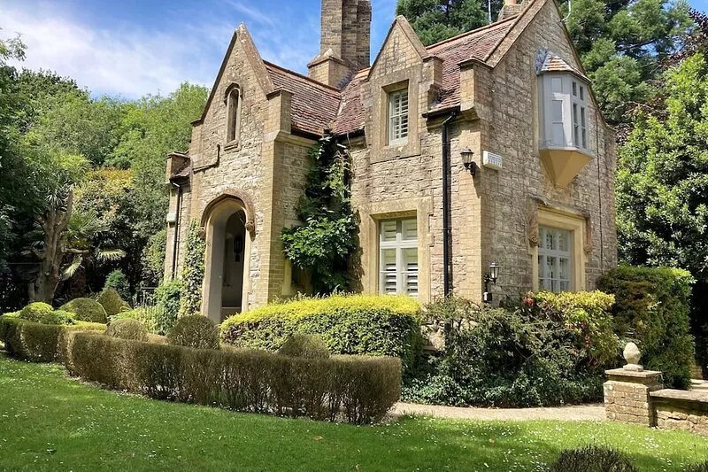 Middle Lodge, The Isle of Wight.