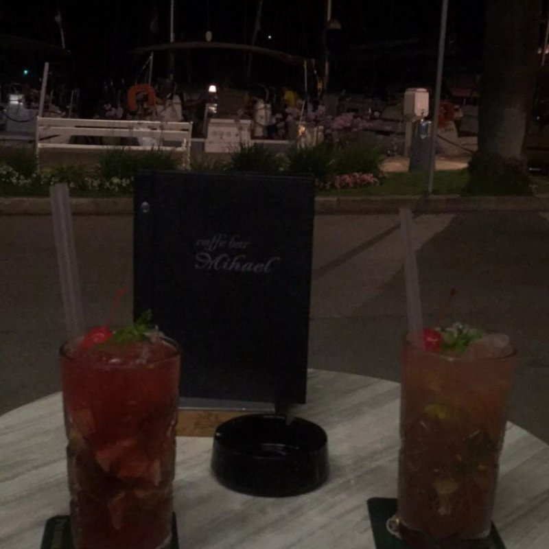 Caffe Bistro Mihael