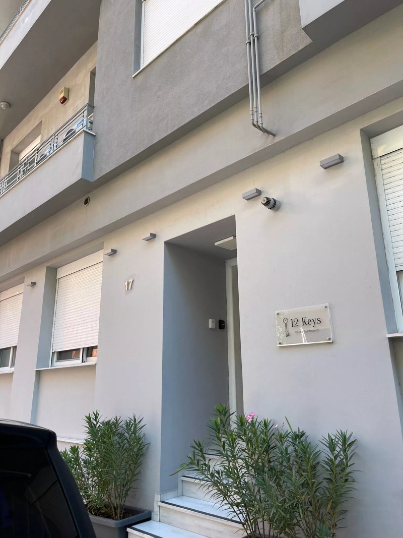 12 Keys Athens Apartments