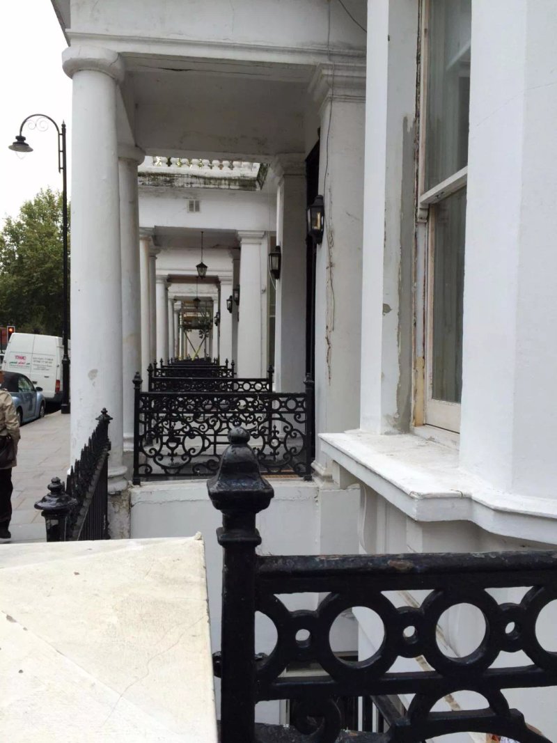Oxbridge Apartments