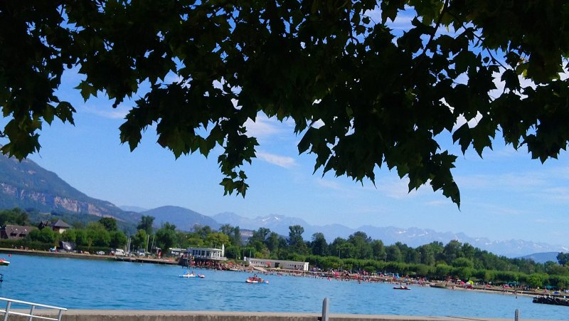 Entre Montagnes et Lac