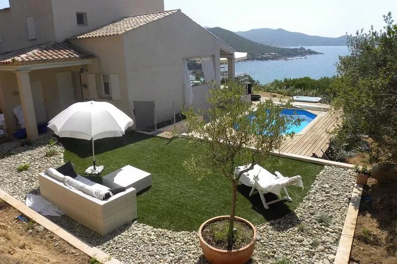 SPLENDID VILLA - SWIMMING POOL / JACUZZI - BEACH A 5 MIN - 14 PEOPLE