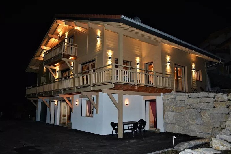 Beautiful new, cozy apartment near Morillon, Samoëns