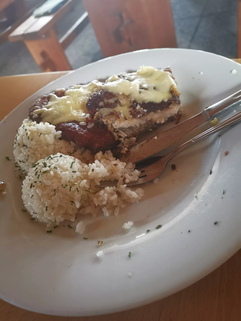 Saratov Restauracia a Pizzeria
