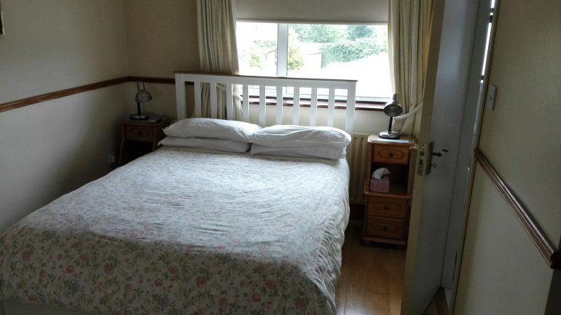 Ross House B & B