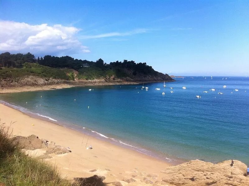 Nice house walking distance (300 mètres) from beach and shops