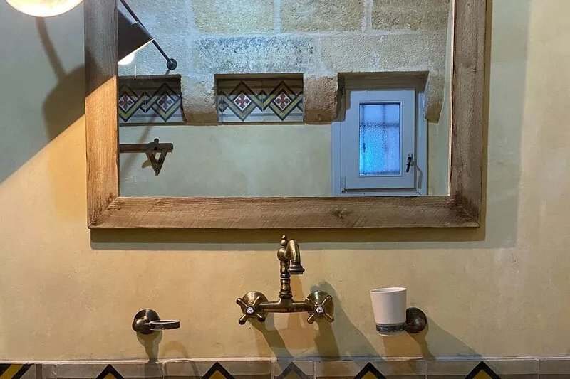 1900 farm with swimming pool, yard, olive grove, fruit trees and views of the