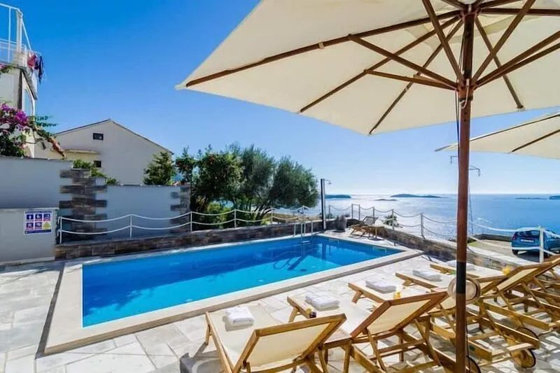 Apartments Villa Capitano - Two Bedroom Apartment with Balcony and Sea View