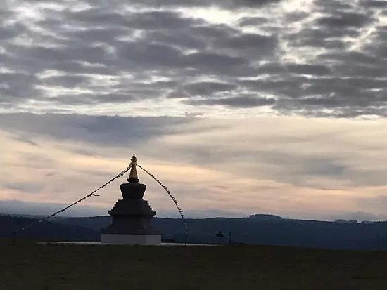 Buddhisticka stupa v TEnovicich