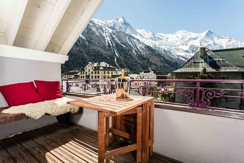 Villa Vallet Apartment -  an apartment that sleeps 6 guests  in 3 bedrooms
